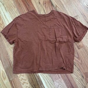 Universal Thread size L crop tee shirt